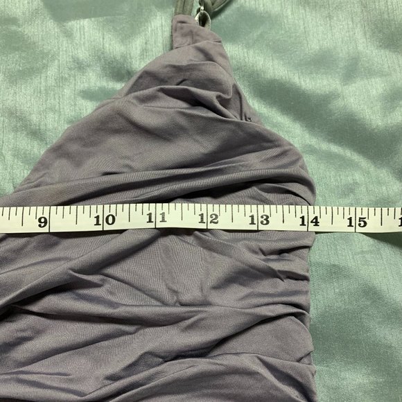 Dress That Compliments each Curve!! - Picture 5 of 5